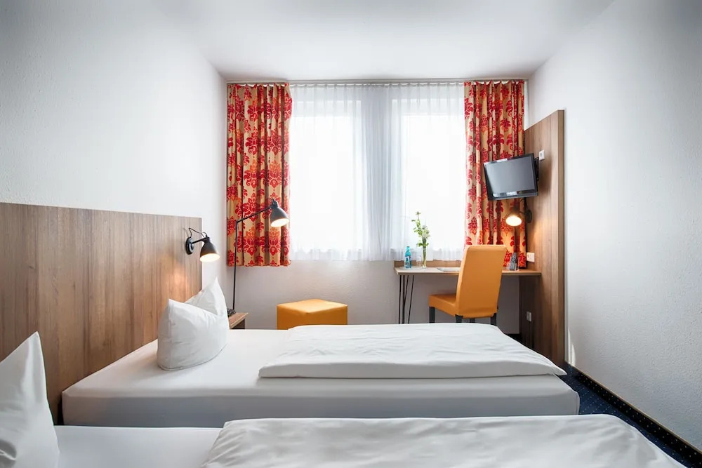 Одноместный номер Standard двуспальная кровать в ACHAT Hotel Dresden Altstadt