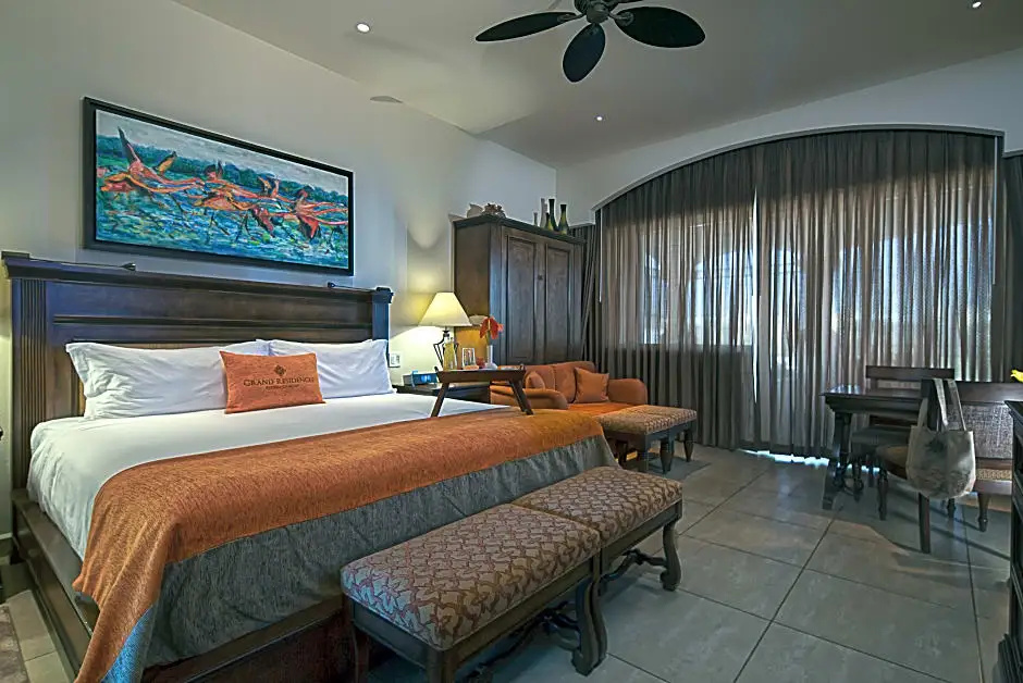 3 Bedrooms Suite with ocean view