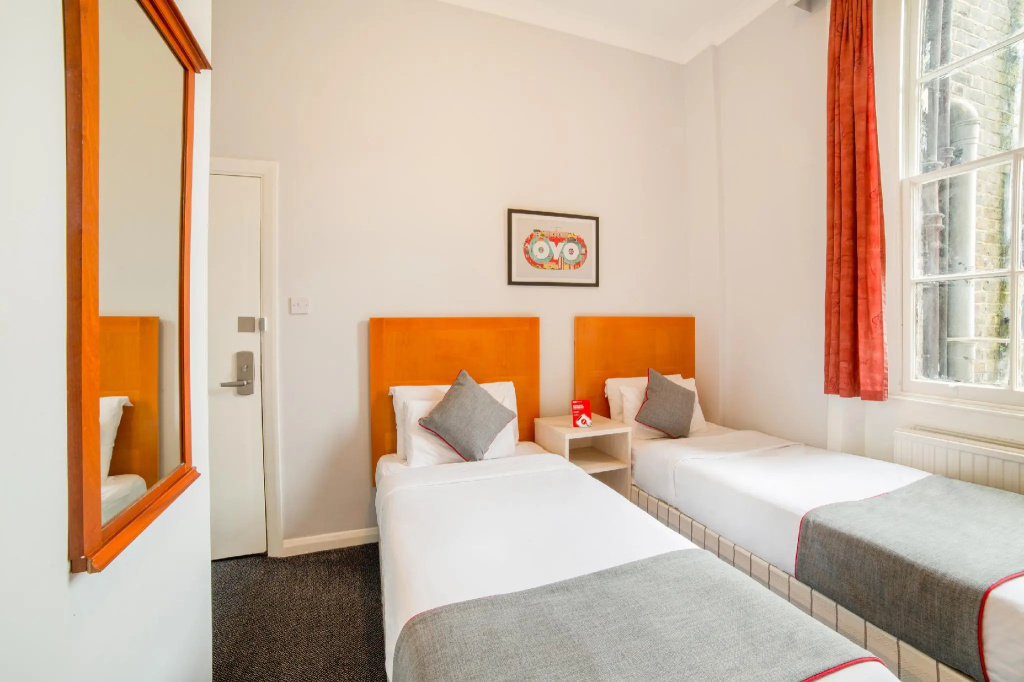 Standard Double room (twin beds)