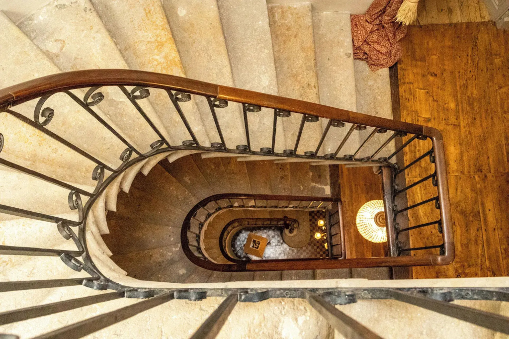 Voir la photo 4 — Champagne House