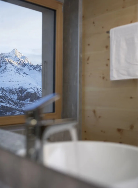 Junior Suite with balcony and with mountain view