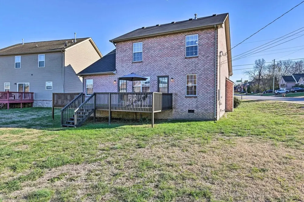 Charming Nashville Home ~ 6 Mi to Downtown!