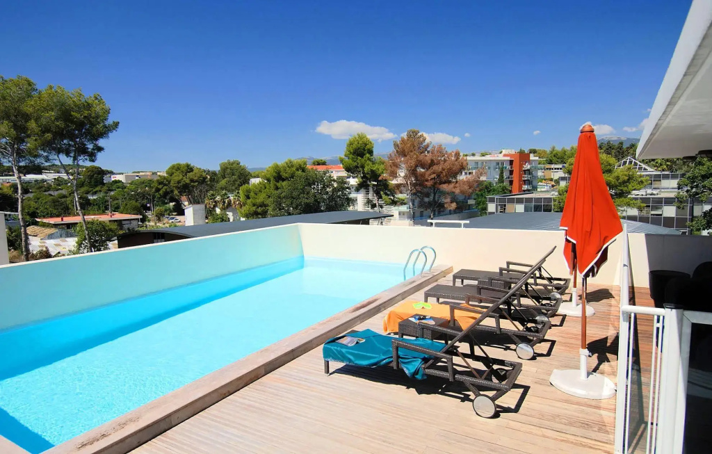 Hotel photo 13