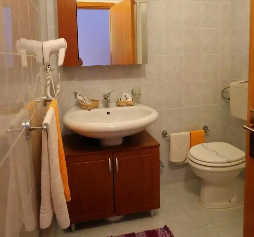 2 Bedrooms Standard Family room