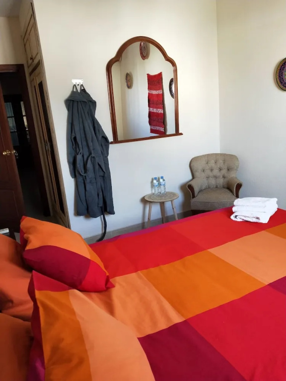 Economy room