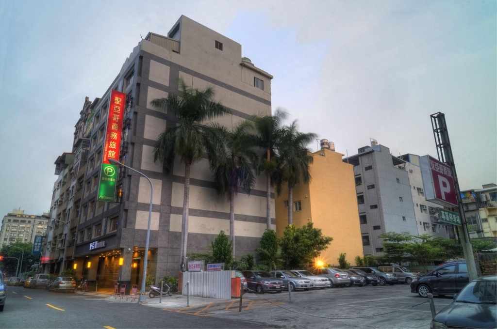Sinyago Hotel