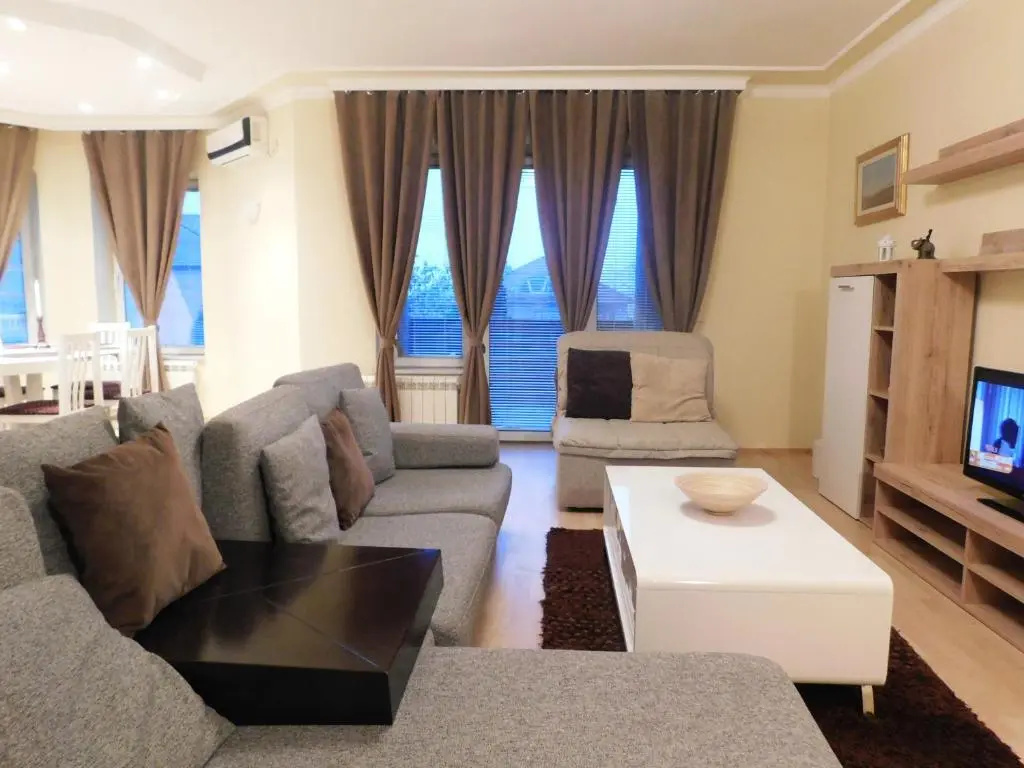 Superior Apartment