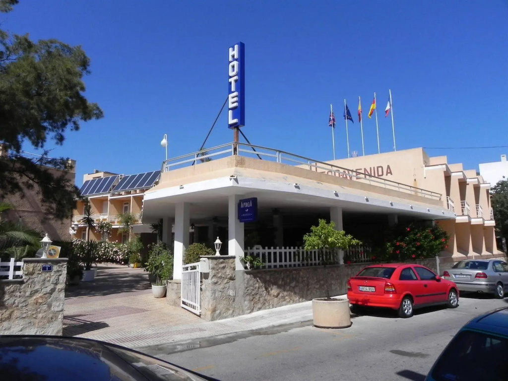 Eco Avenida Hotel