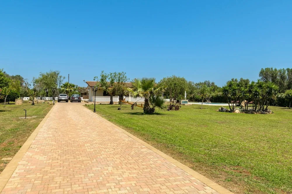 Villa Bella con Piscina by Wonderful Italy