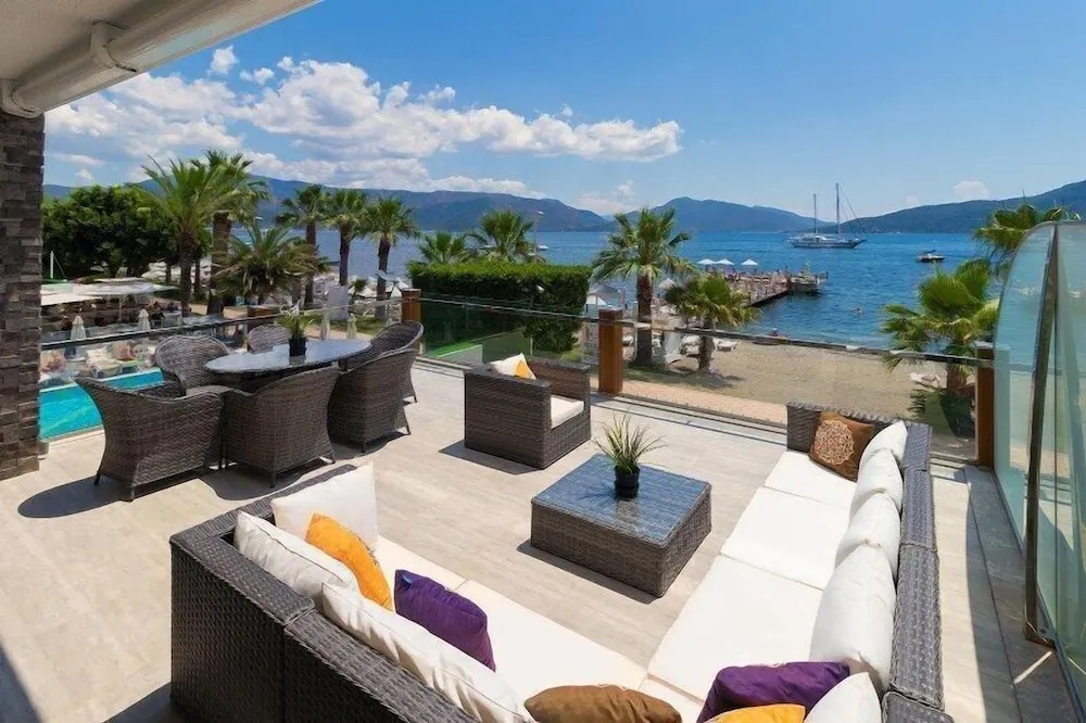 Valsu Homes Sea View Flat