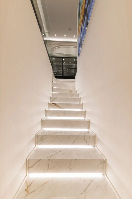 Luxueuse Maison de Ville Parfaite Place - фото 15