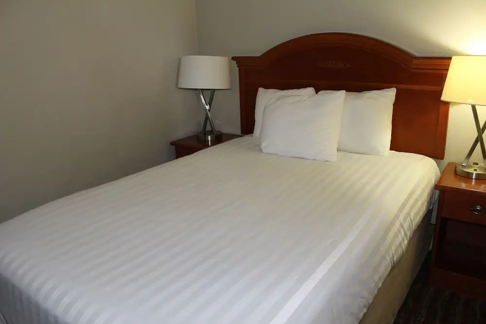 Ramada by Wyndham Campbell River - Chambres