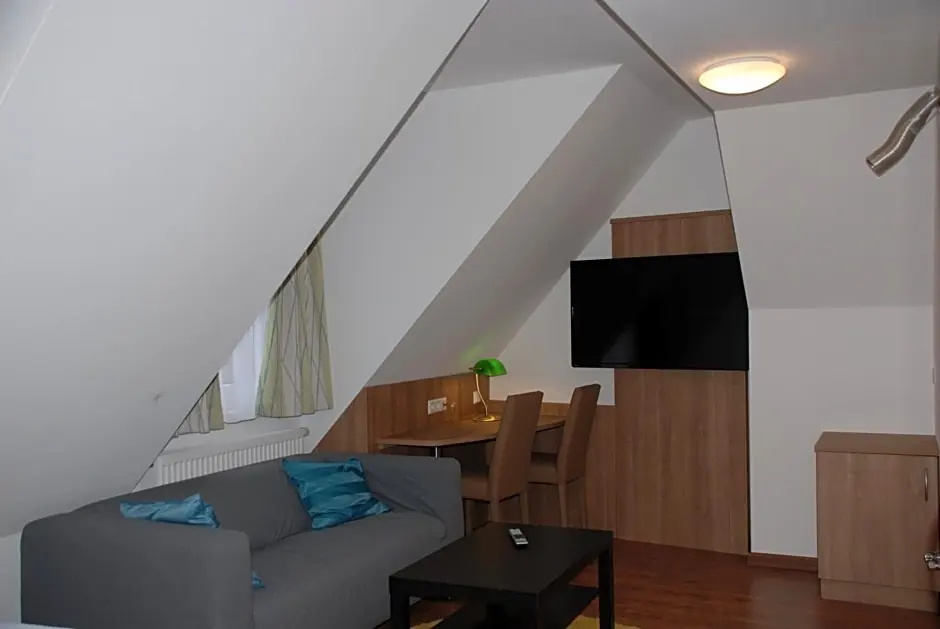 Hotel Rest Inn - Chambres
