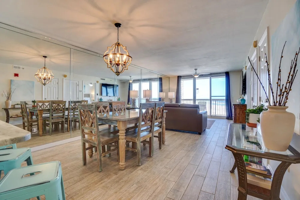 2 Bedrooms Standard room with ocean view
