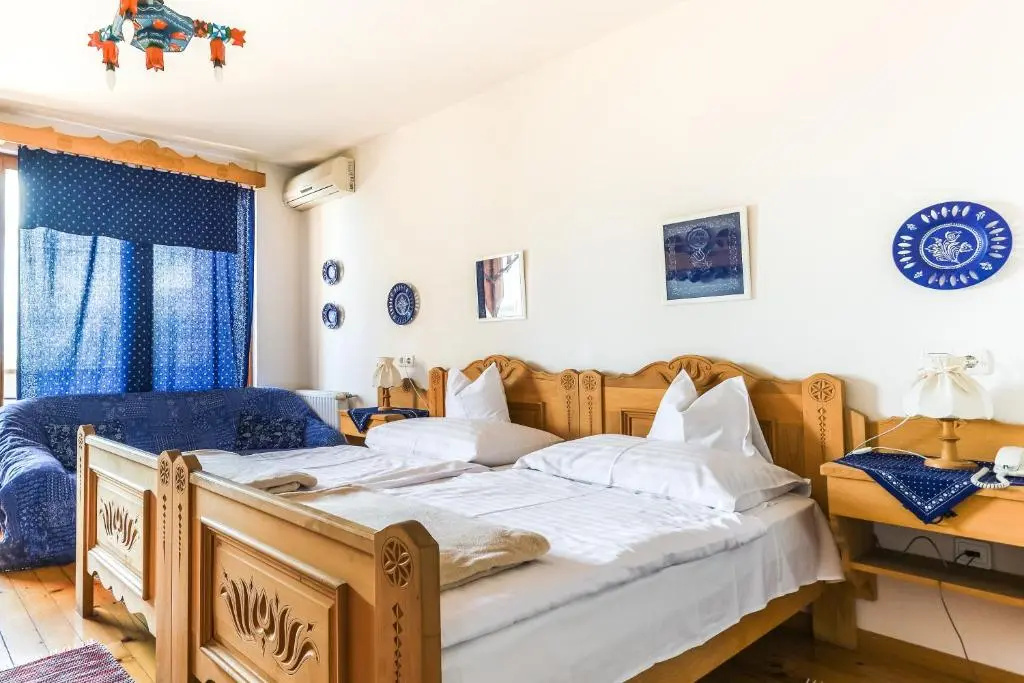 Bagolyvr Inn - Chambres