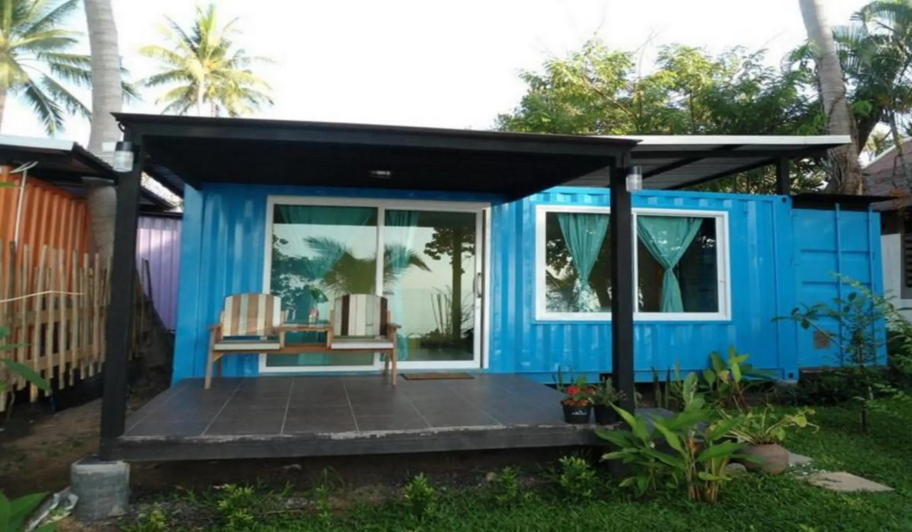 Cottage beachfront