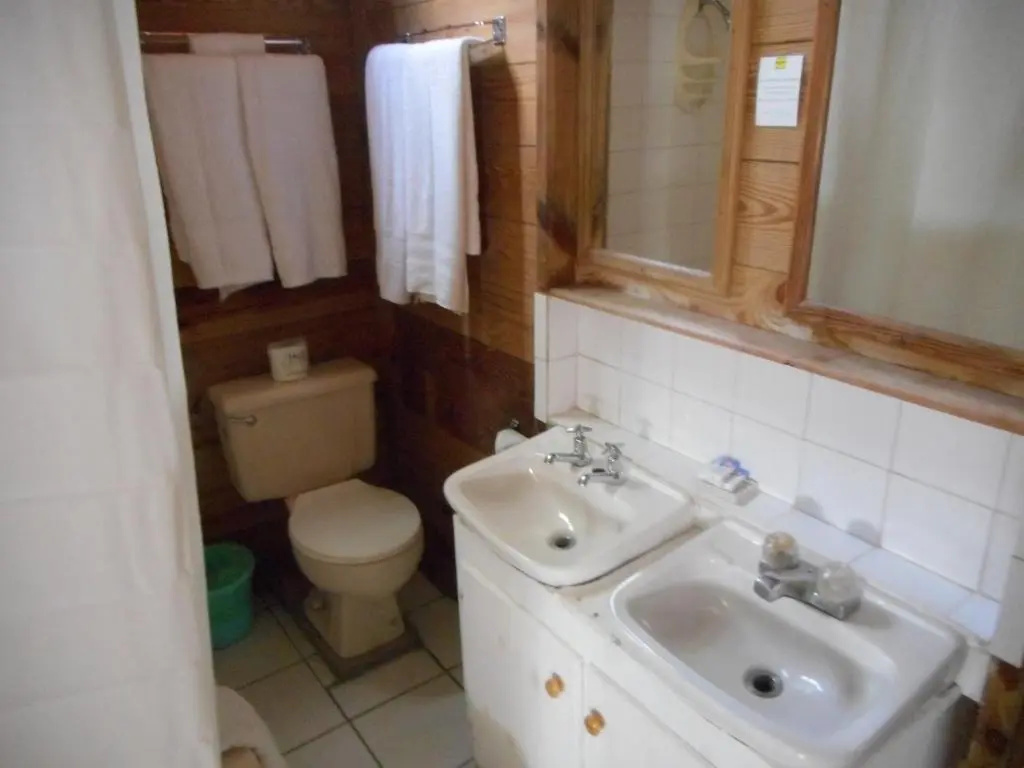 3 Bedrooms Apartment
