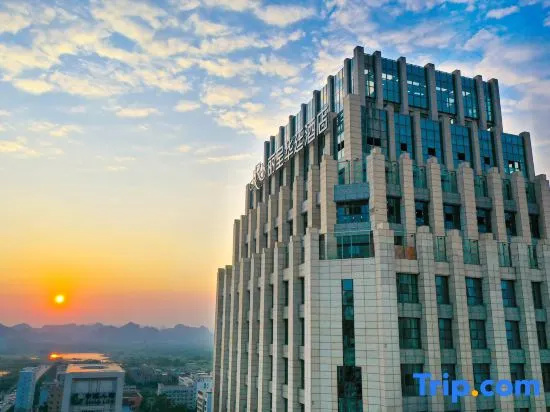 Grand Rezen Hotel Chong Zuo