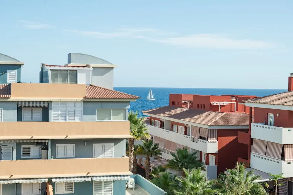 Family Relax Terrace Pool in G mar