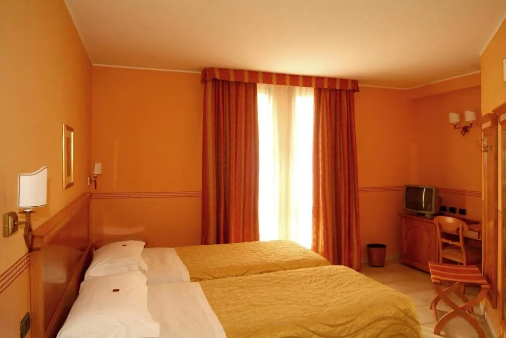 Hotel Ristorante Novecento - Chambres