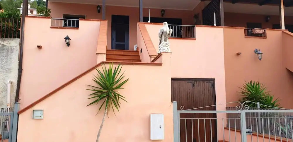 House With 3 Bedrooms in Vibo Marina, With Wonderful sea View and Furnished Terrace Near the Beach