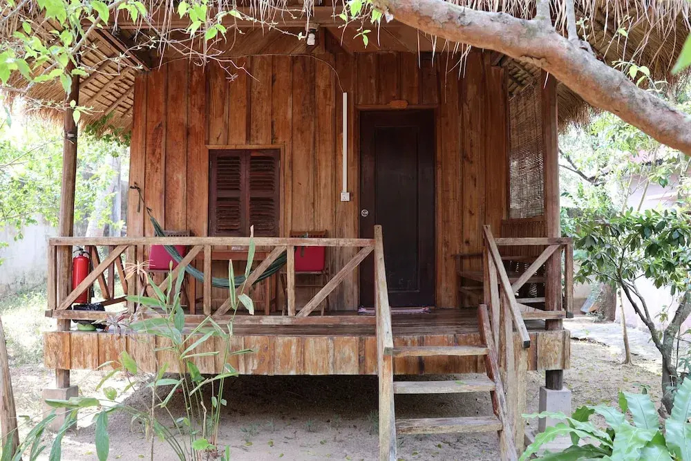 Standard Double Bungalow with balcony (twin beds)
