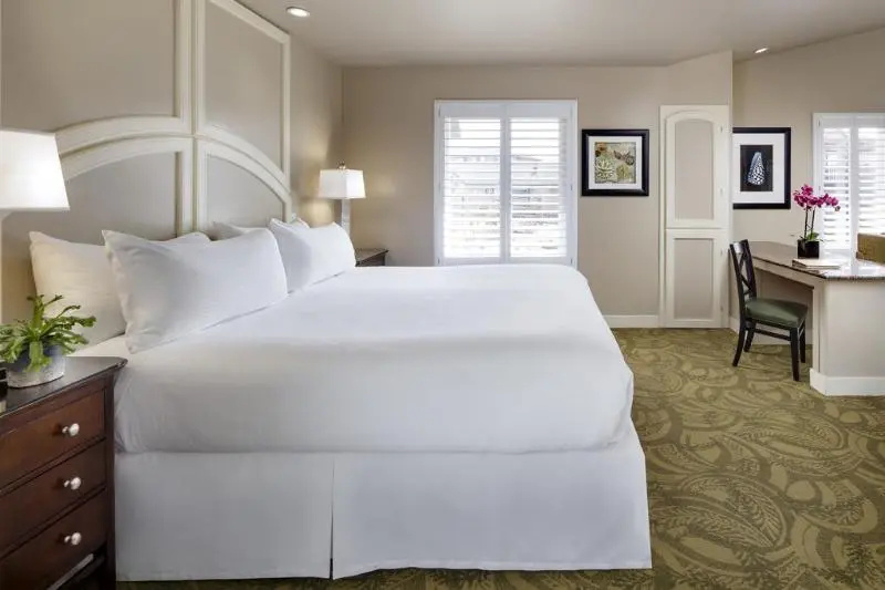 Standard room with balcony