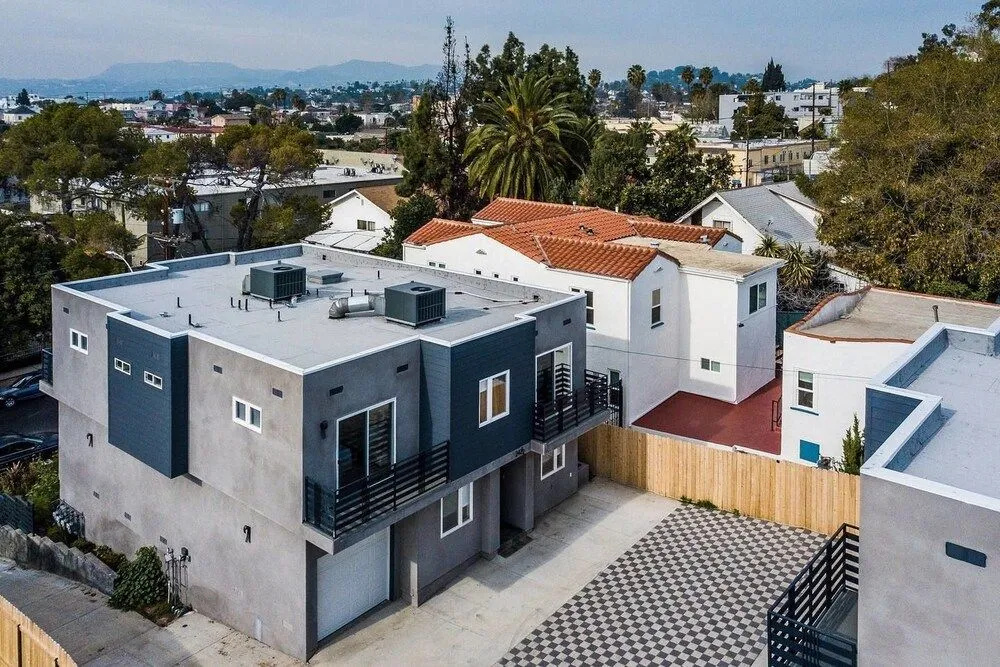 Brand NEW Luxury 3bdr Townhome In Silver Lake