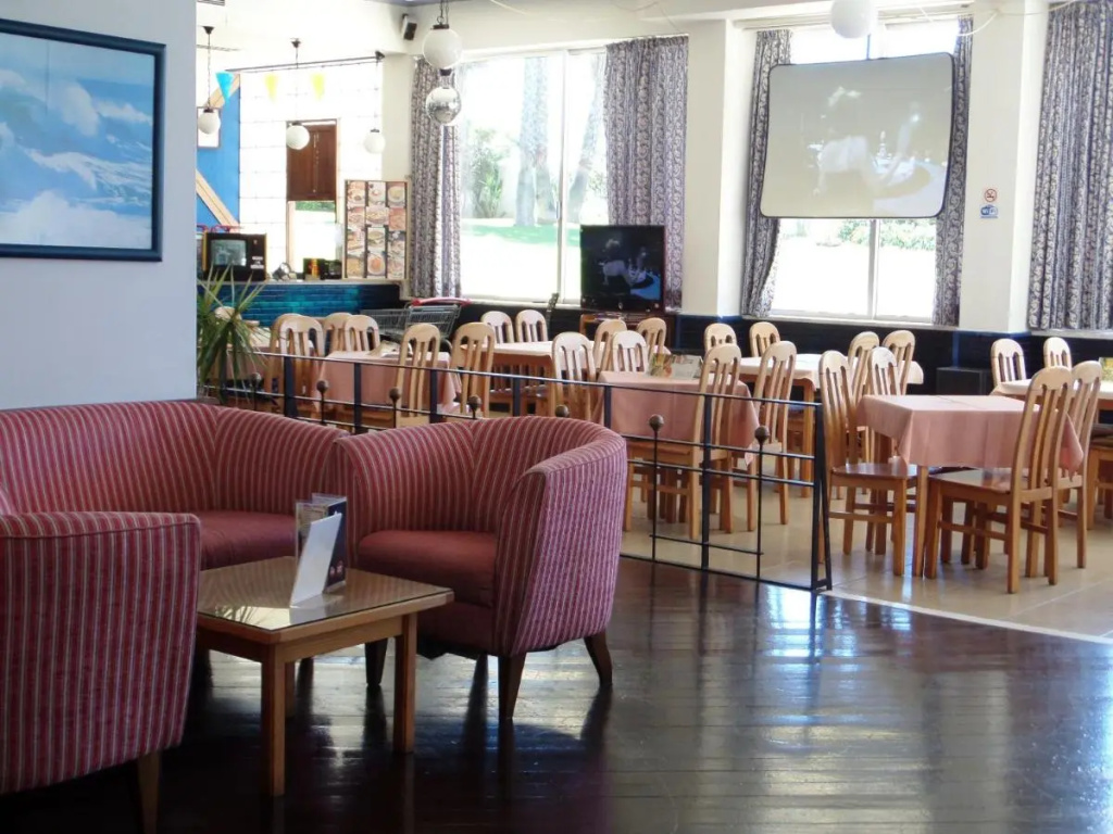 Hotel photo 18