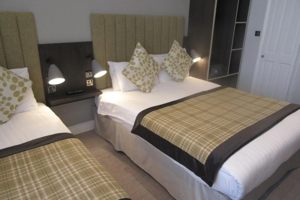 Отель Garden Court Hotel в Лондоне