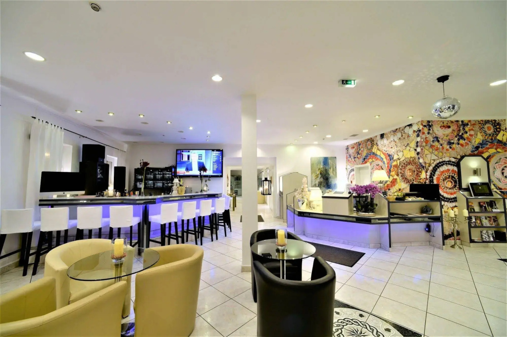 Hotel photo 18