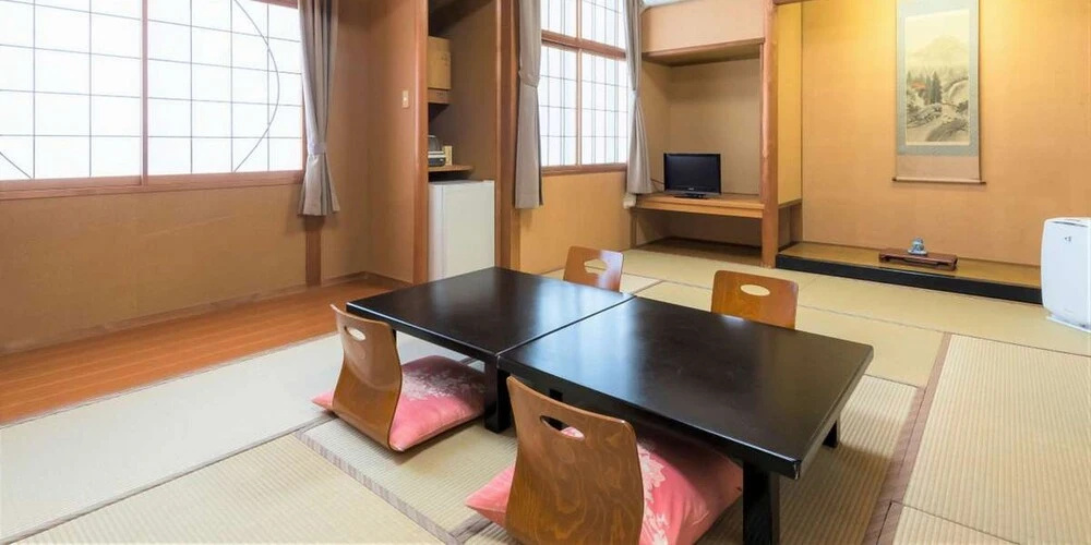 Awara Grand Hotel - Chambres