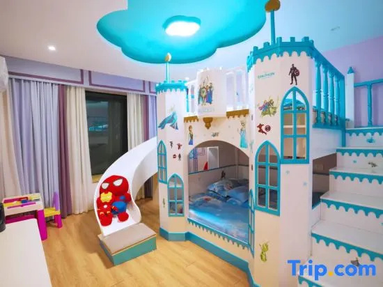 Bed in Dorm (female dorm)