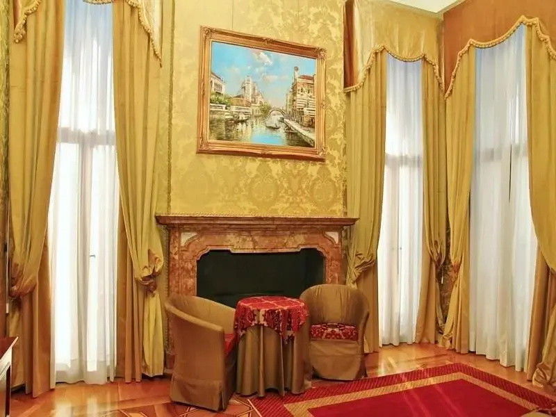 Standard Junior Suite