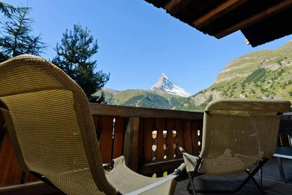 Balcony & Terrace