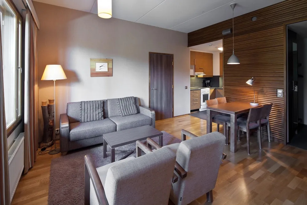 2 Bedrooms Superior Suite with balcony and with mountain view