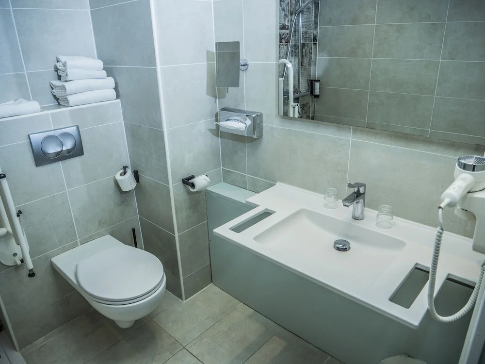 Logis Hotel Uzes Pont du Gard - Chambres