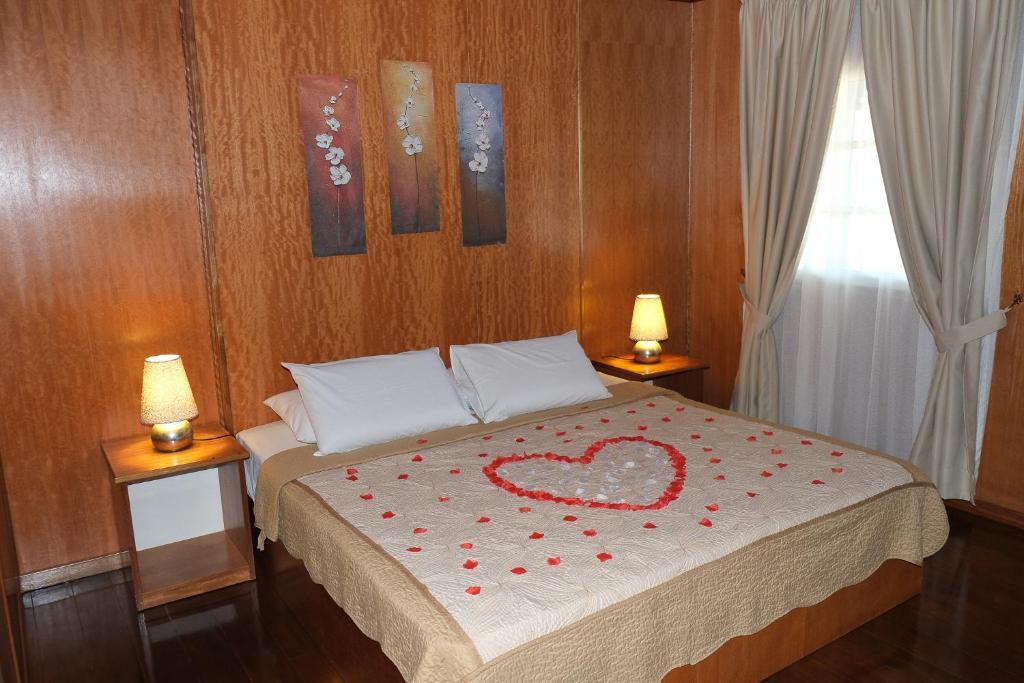 Landcons Hotel