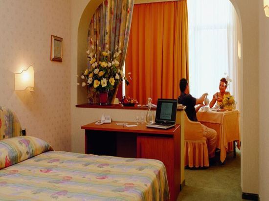 Hotel Ristorante La Lanterna by null