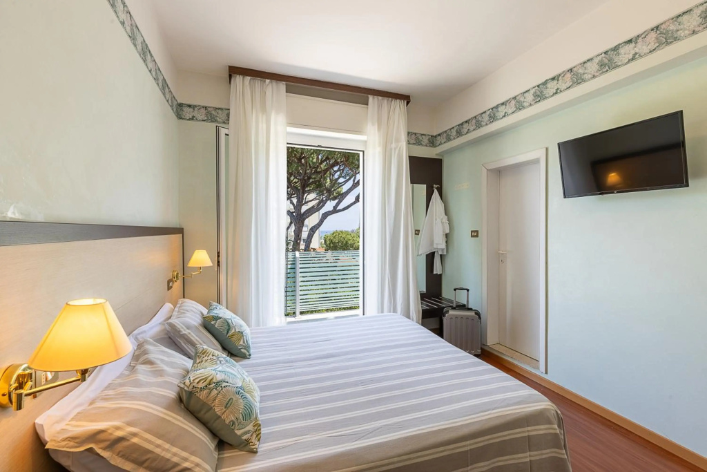 Hotel Adriatica — 3