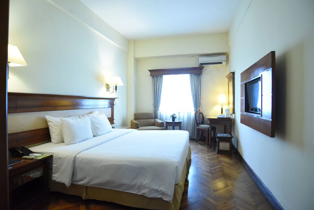 Superior Double room (full double bed)