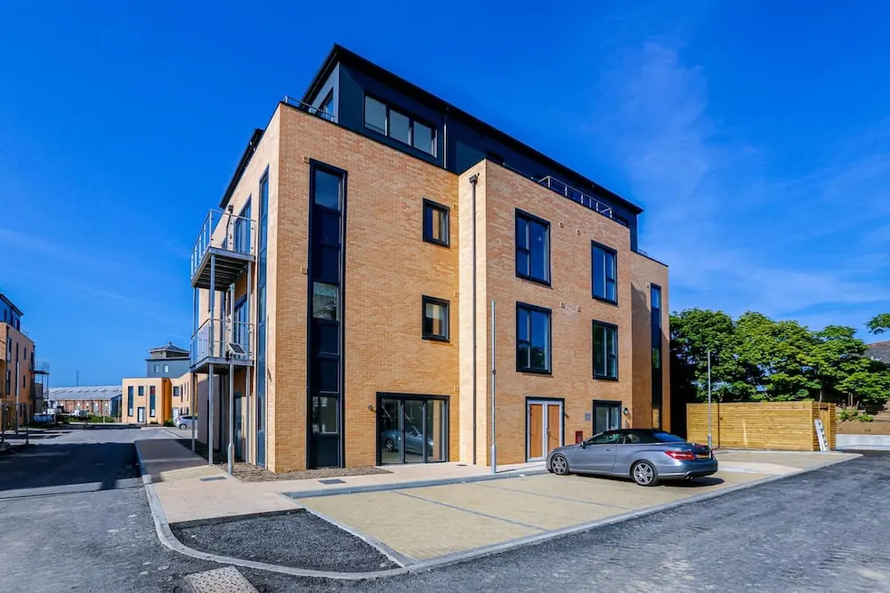 Penny Place Retreat Central 2bed 2bath by Station Free Parking