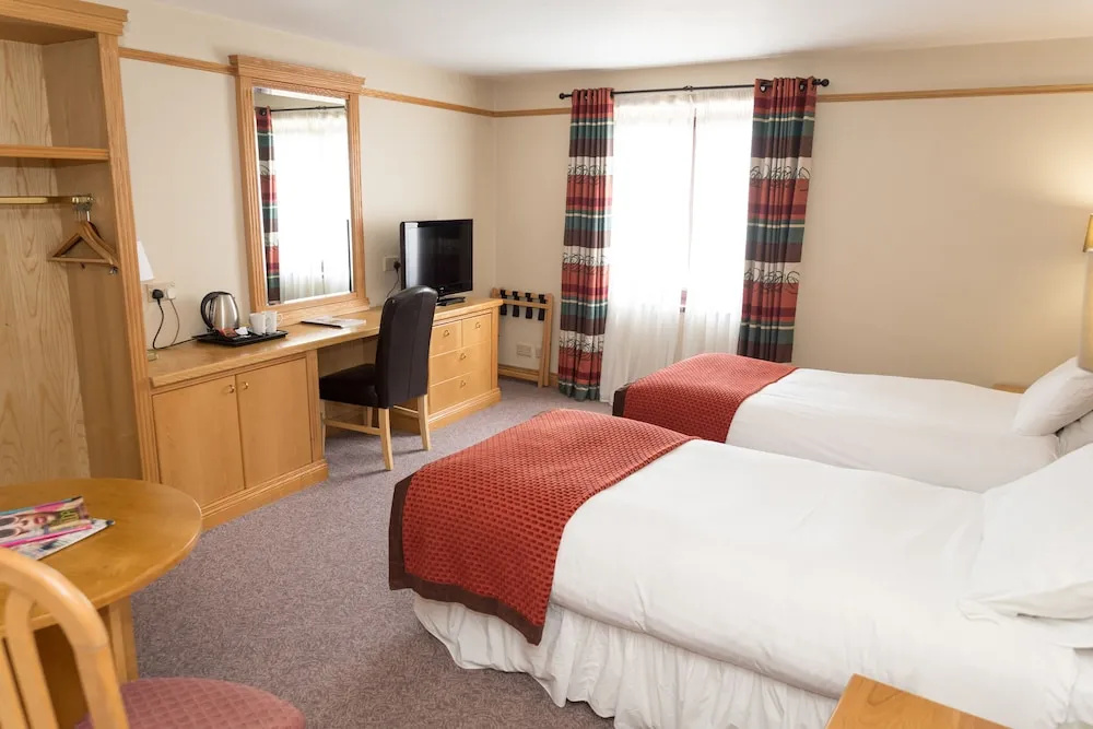Marine Court Hotel - Chambres