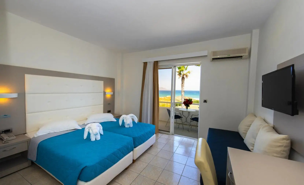 Standard room with sea view