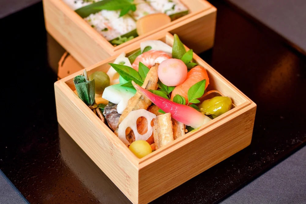 Food & Beverage