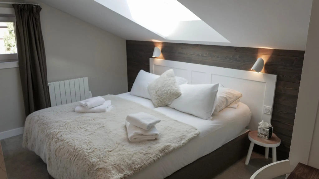 Superior Double room (full double bed)