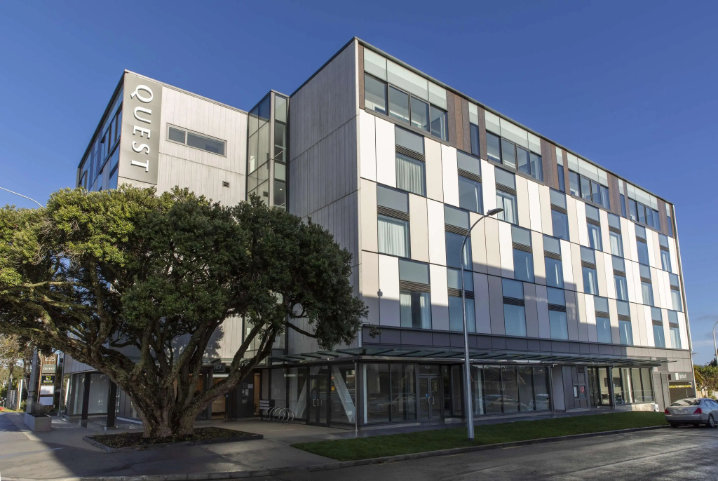 Quest Takapuna