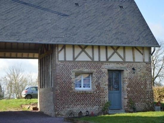 Le Clos Charmaine