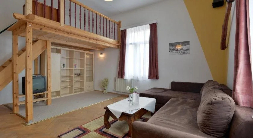 Balcony & Terrace