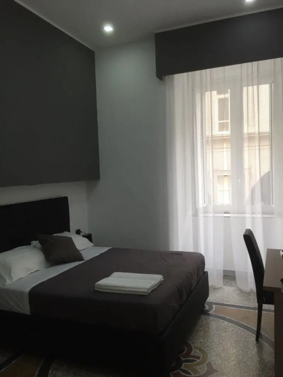 Standard Double room with balcony (full double bed)